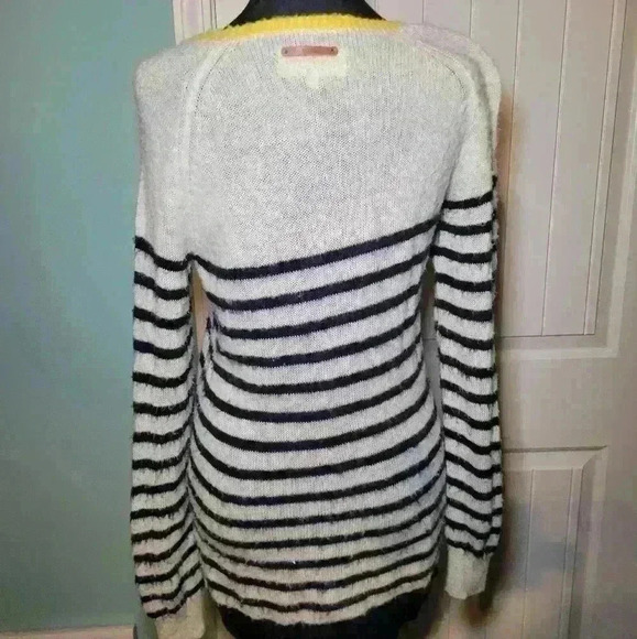 Brids of paradise by trovata 100% merino wool sweater size small - Picture 3 of 8